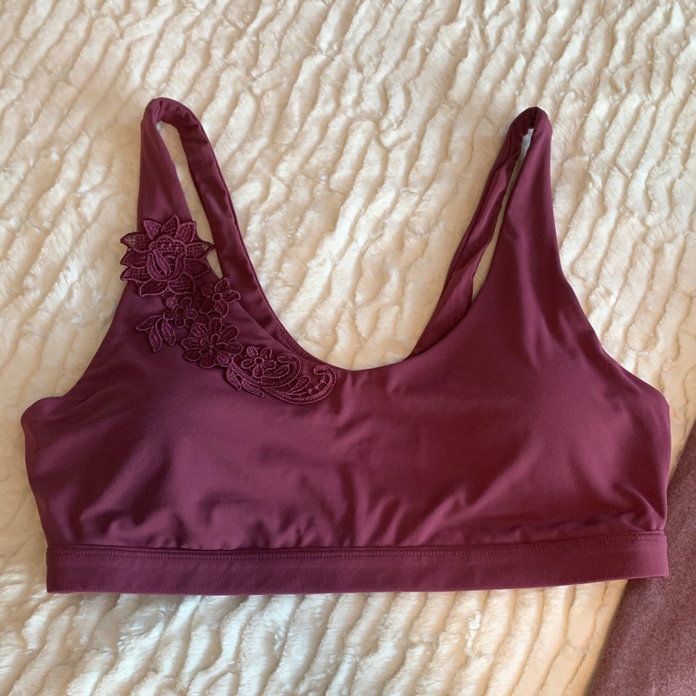 Fabletics Outfit - Picture 4 of 4